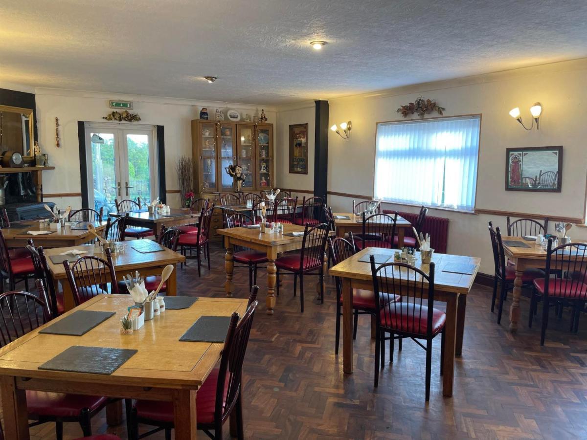 Prince Of Wales Inn Rhymney 외부 사진