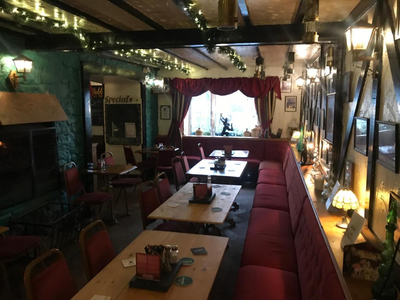 Prince Of Wales Inn Rhymney 외부 사진