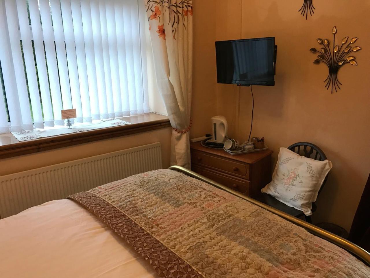 Prince Of Wales Inn Rhymney 외부 사진